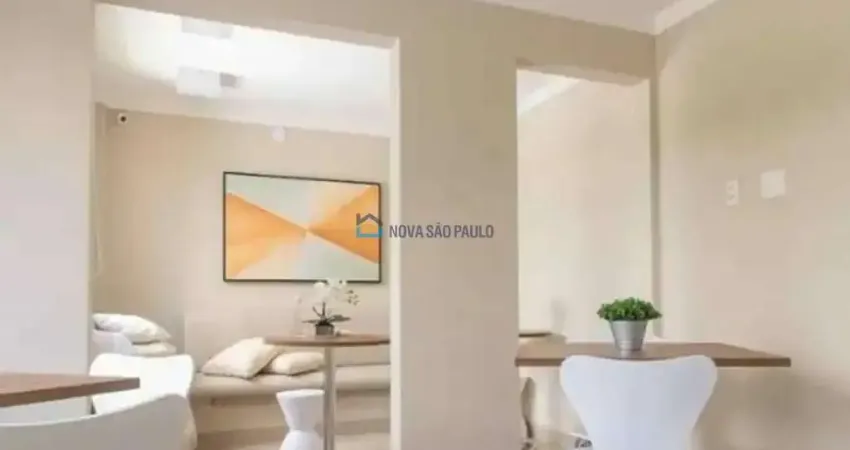 Apartamento com 2 Quartos e 1 banheiro à Venda, 41 m² por R$ 371.000