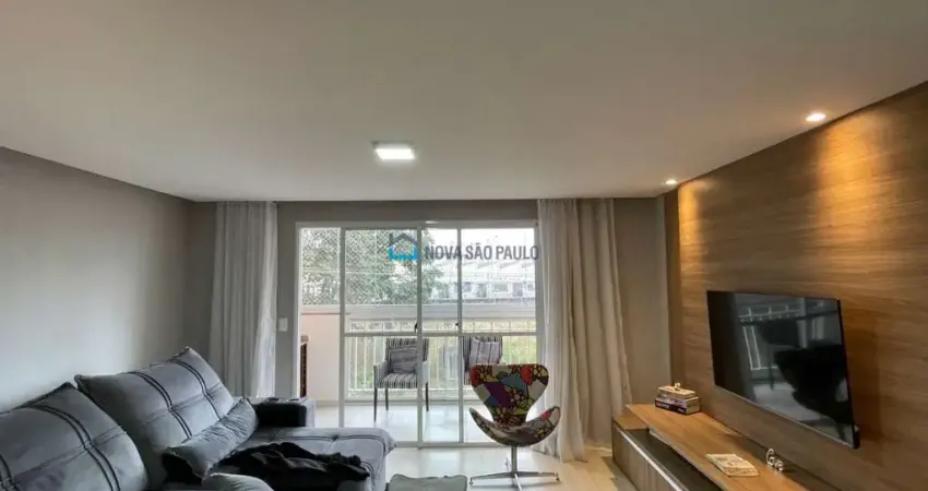Apartamento com 03 dormitórios na região do Jabaquara.