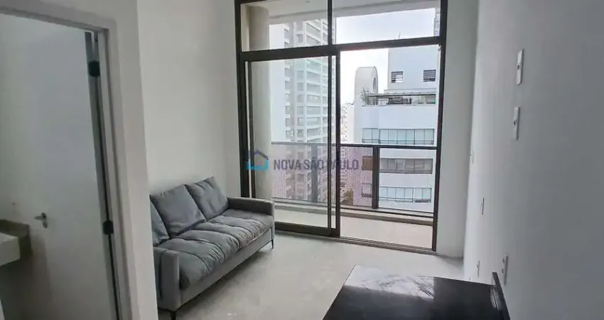Studio em Moema Pássaros | Próximo do Parque do Ibirapuera.