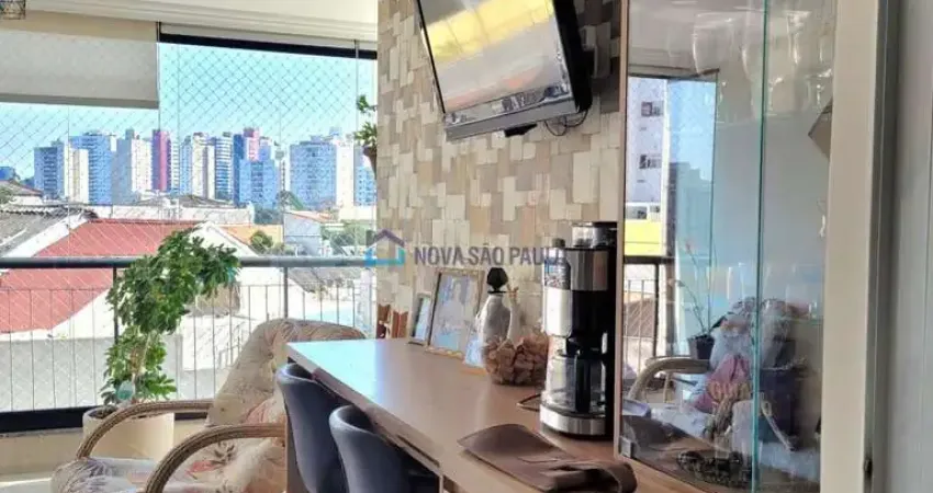 Apartamento ao lado do metrô conceição, possui  3 dormitórios e 2 vagas!