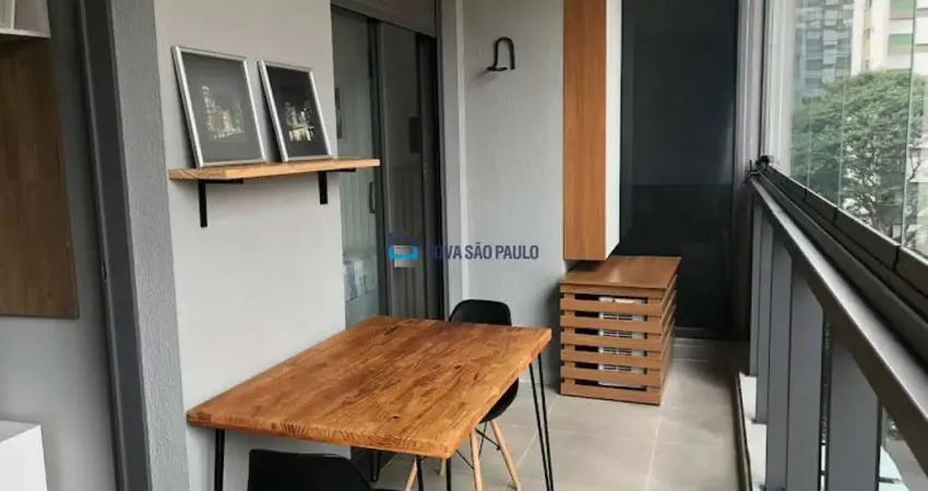 Apartamento no Jardim Paulista | 1 Quarto | Varanda | 1 Vaga