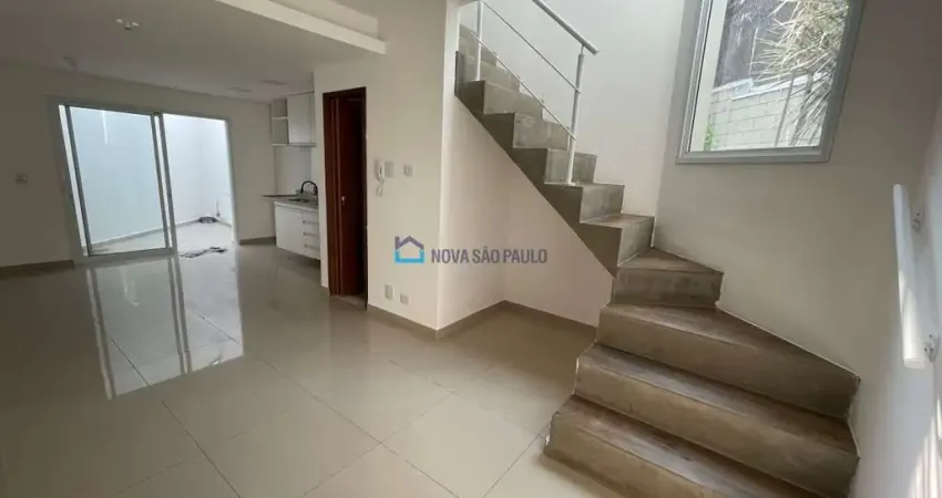 Casa em condomínio fechado com 2 quartos à venda na Rua Doutor Francisco Malta Cardoso, --, Vila Gumercindo, São Paulo