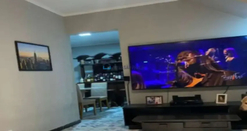 Sobrado 170m² - 3 Dormitórios, 3 Vagas - São João Clímaco