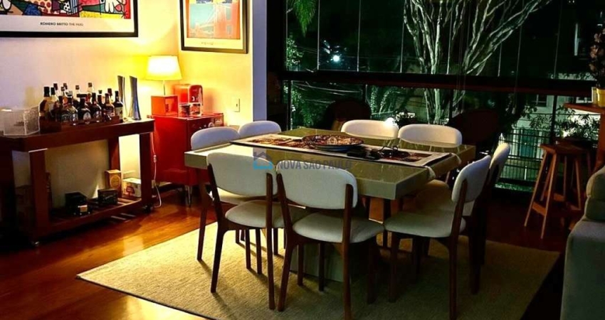Apartamento à venda, 04 dormitórios na Vila Mariana.