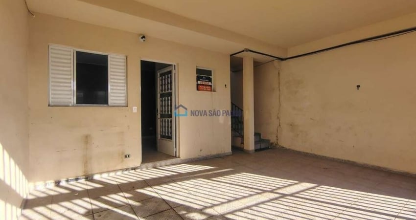 Sobrado à Venda: 56 m² + Casa: 70 m² (Vila Fachini)
