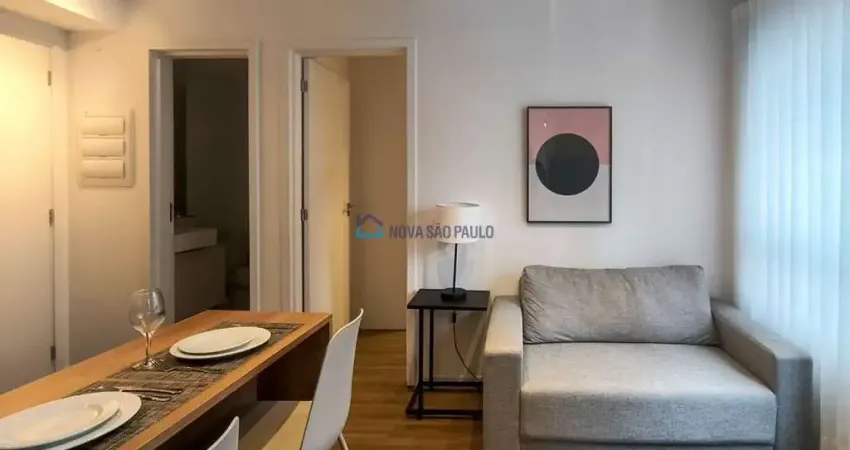 Apartamento em Moema 2 dorm. / academia / aceita pet / próximo ao metro