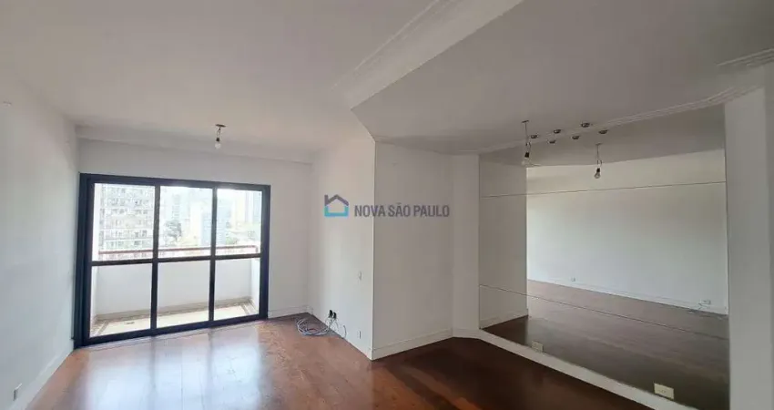 Apartamento com 3 quartos e 2 vagas - Próximo do Metrô