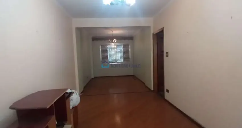 Apartamento  à venda em Mirandópolis com 2 quartos.