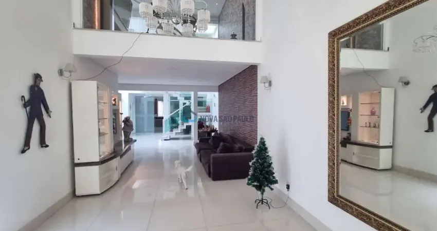 Sobrado tríplex seminovo, 4dts,4suites,6 vagas, espaço gourmet, jacuzzi! jd da saúde