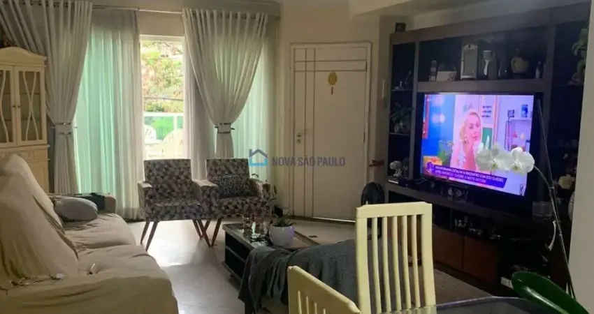 Sobrado, 4 dormitórios , 3 suítes ,3 vagas , Saúde!