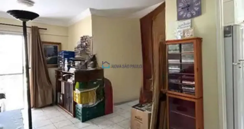 Apartamento 2 dormitorio ,Chácara Inglesa. Metrô Praça da Arvore