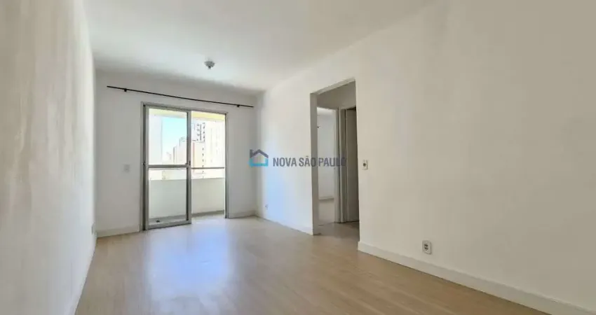 Apartamento á venda 50m2  , 2 dormitório , 1 vaga , próximo metrô São Judas
