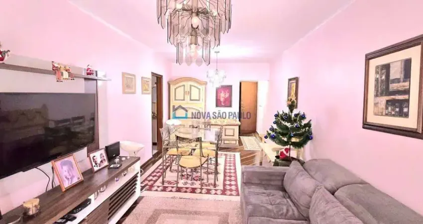 Apartamento de 80m², 1 vaga livre, próximo da estação saúde do metrô.