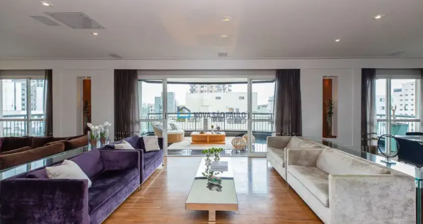Apartamento com varanda gourmet , Moema, 4 dormitórios sendo 3 suítes , 5 vagas