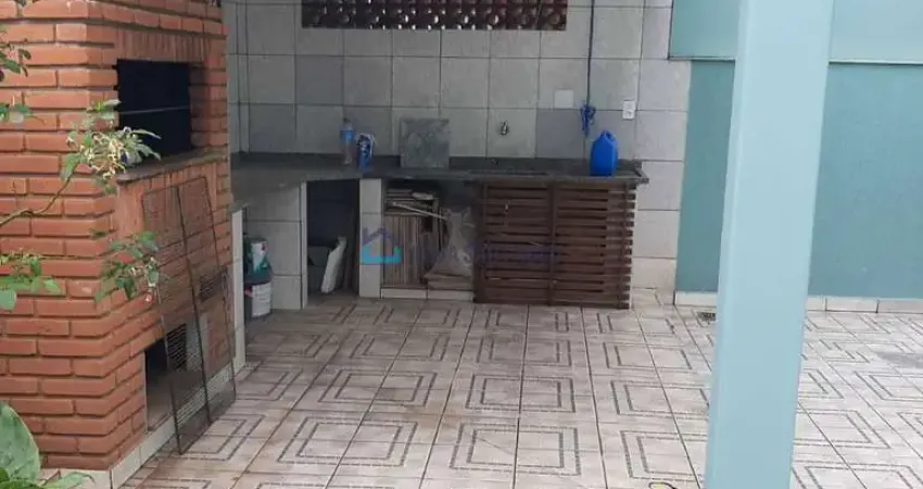 Sobrado 3 dormitórios,1 suíte, 4 vagas,m Parque Jabaquara!