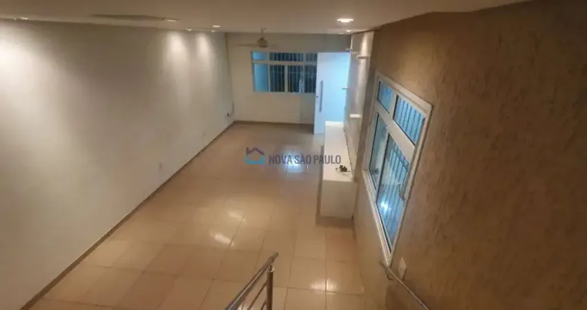 Sobrado de 250m², 3 dormitórios, sacomã!