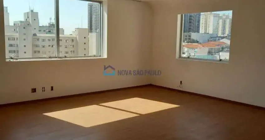 Conjunto Comercial 64m2. 2 vagas. Vista Livre. Ao lado do parque da aclimaçao
