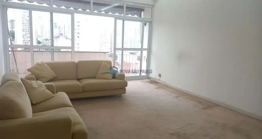 Apartamento 117m, 2 Dormitórios, 1 vaga-  Aclimação