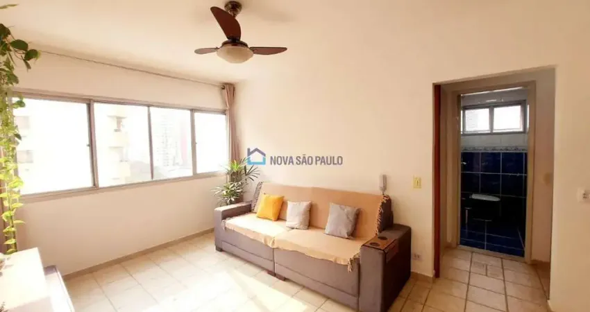 Apartamento Vila Clementino. A 350m² Metrô e Hospital São Paulo.