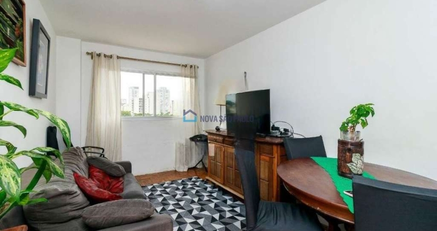 Apartamento  2 dormitórios na Vila Alexandria