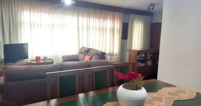 Casa 126m , 2 dormitórios , edícula e churrasqueira. Ipiranga