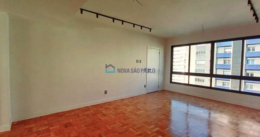Venda. Apartamento com 94m². V.N.Conceição. 3 dormitorios, 1 suite, 1 vaga.