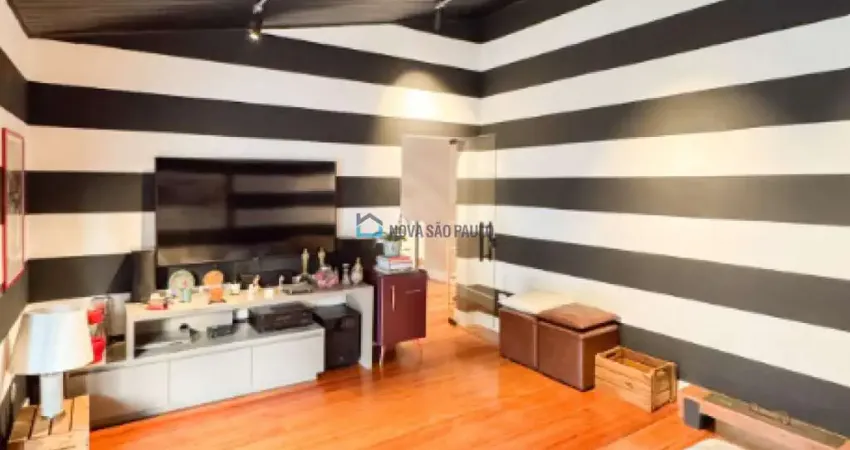 Casa em condomínio fechado com 4 quartos à venda na Alameda Chibarás, --, Alphaville, Santana de Parnaíba