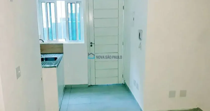 Kitnet à venda, com 1 dormitório e 1 banheiro, na Vila Monumento
