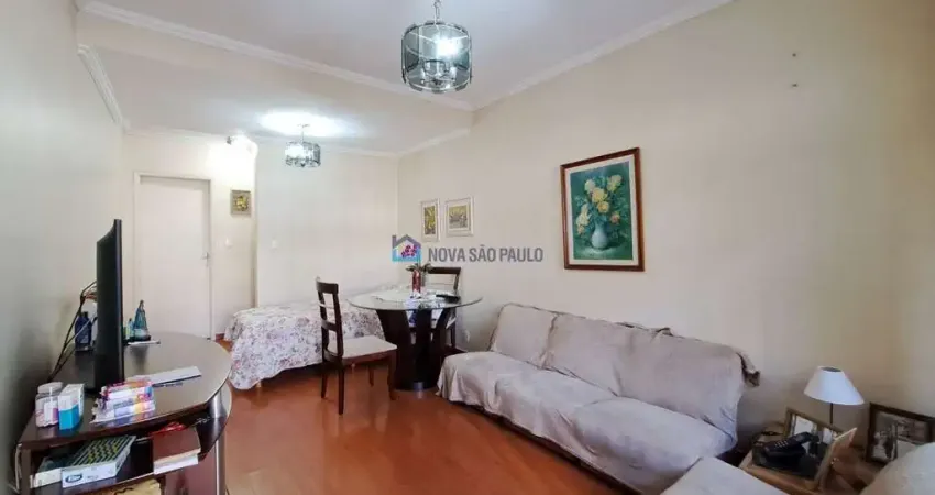 Sobrado à venda no Planalto Paulista com 3 dormitórios