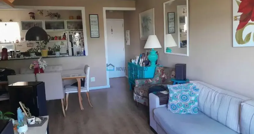 Apartamento 3 dormitórios, sala ampla e 1 vaga, 90m², Jabaquara.