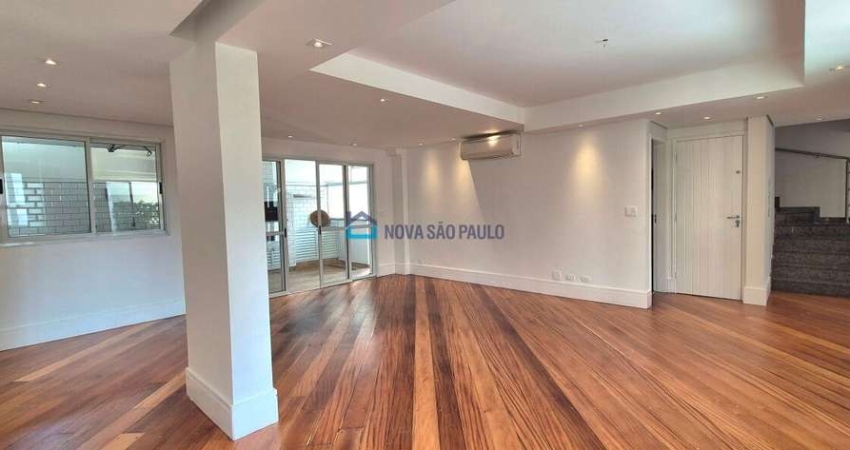 Casa no Planalto Paulista condomínio fechado 4 suítes, 4 vagas e Lazer. Estuda permuta Parcial