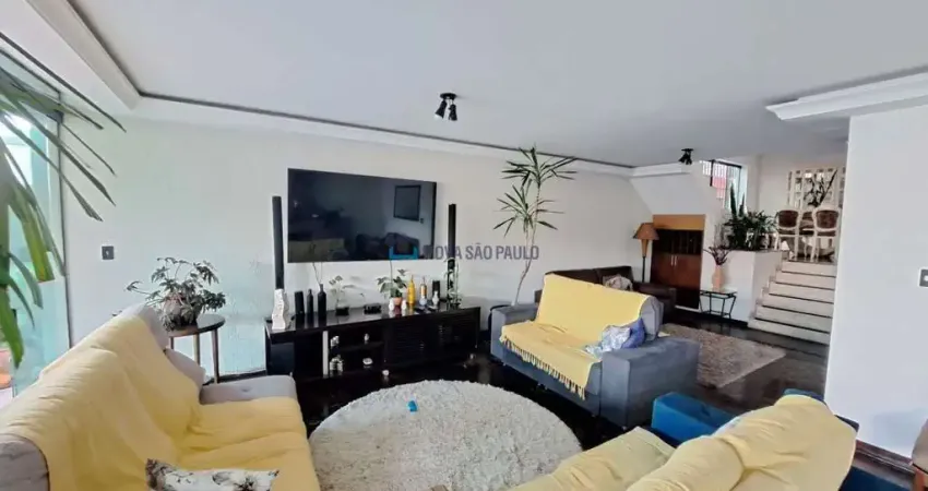 Casa com 6 quartos à venda na Rua Itaguara, --, Cidade Vargas, São Paulo