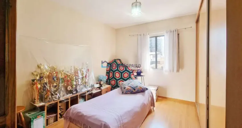 Casa à venda, com 3 quartos, 3 suítes, 2 vagas, próximo ao metrô são judas