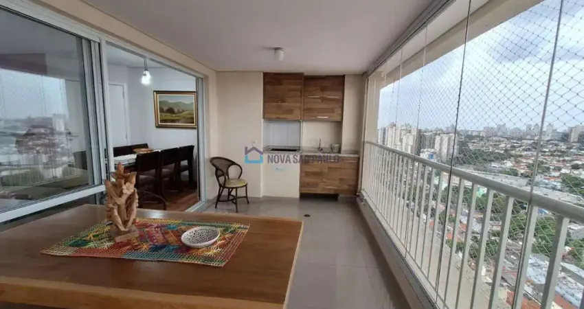 Apartamento à venda na Saúde com 3 dormitórios e sacada gourmet