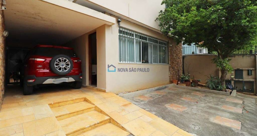 Sobrado 300m² - Campo Belo - 4 Dormitórios, 2 suítes, 4 vagas