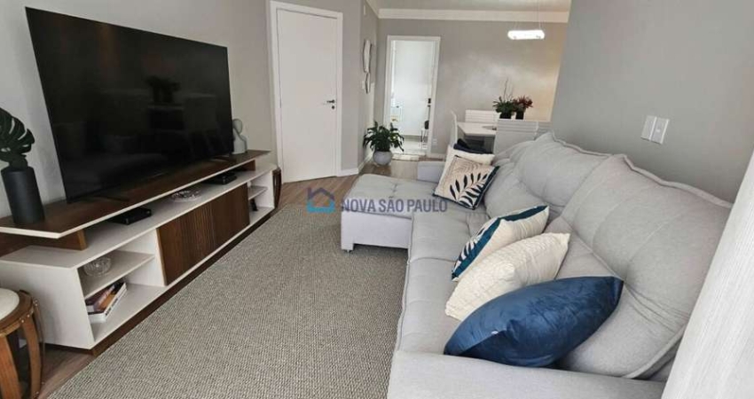 Lindo apartamento do Lado do metrô! 3 dormitórios
