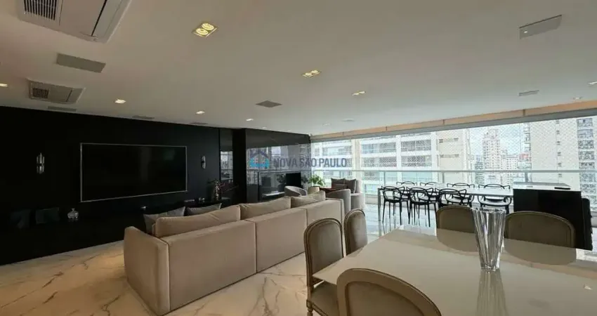 Apartamento alto padrão, com 222m² no Campo Belo