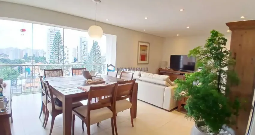 Venda | Apartamento no Campo Belo | 3 Quartos | 1 Suíte | 2 Vagas