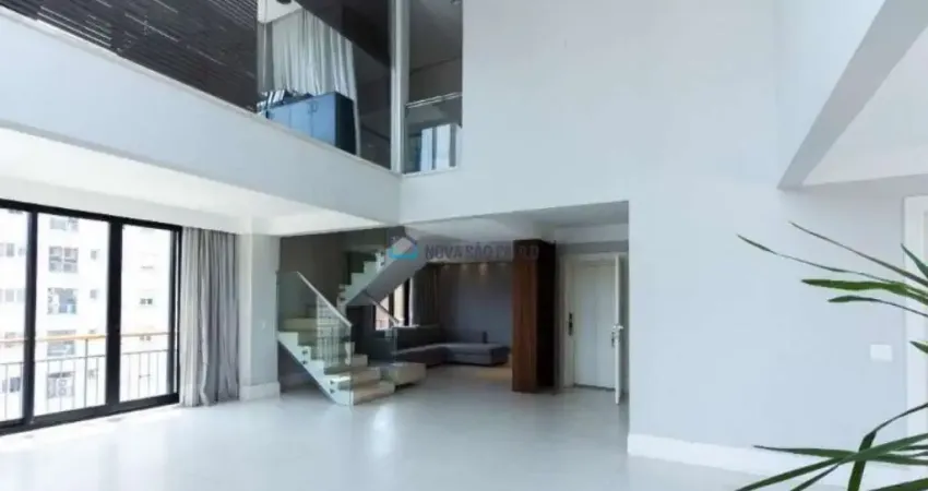 Apartamento duplex a venda com 3 suítes e 4 vagas a 600m estação Moema metro,  500m colégio Mobile
