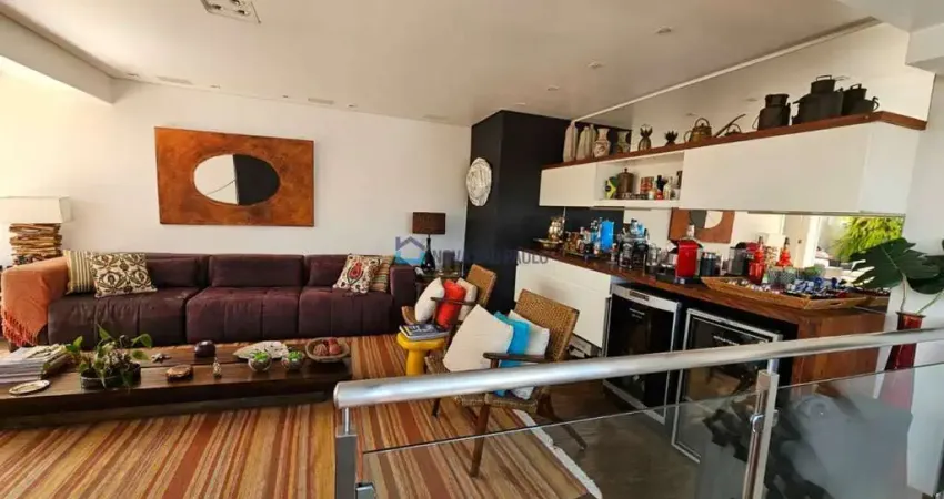 Cobertura, 03 dormitórios, 03 suítes, 03 vagas, churrasqueira