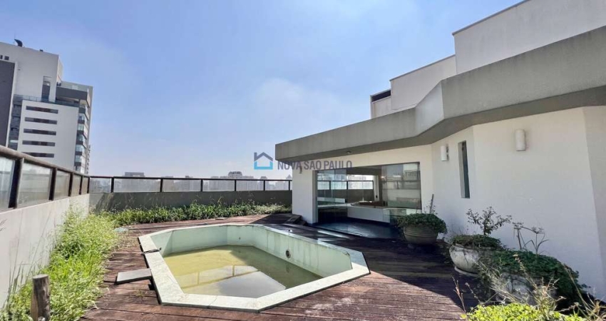Cobertura duplex elegante em Moema Pássaros com 3 quartos, piscina e 3 vagas