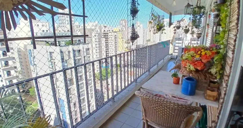 Venda. Moema. Cobertura com 264m², 4 dormitórios, 1 suíte. e vagas.