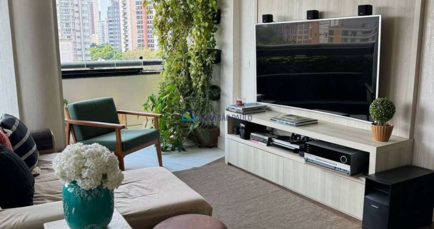 Apartamento na Vila Mariana, excelente localização ao lado do Parque Ibirapuera