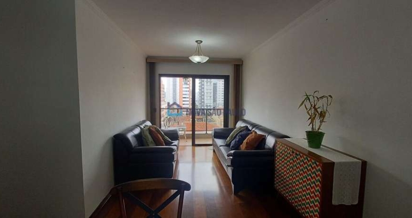 Apartamento  - 3 dormitórios. sala com sacada, 1 vaga .