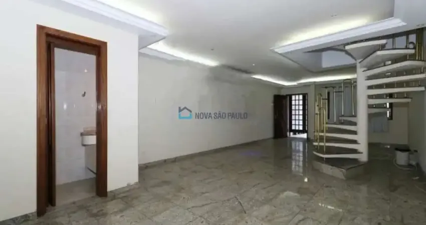 Sobrado com 5 Quartos á venda no Jardim da Glória