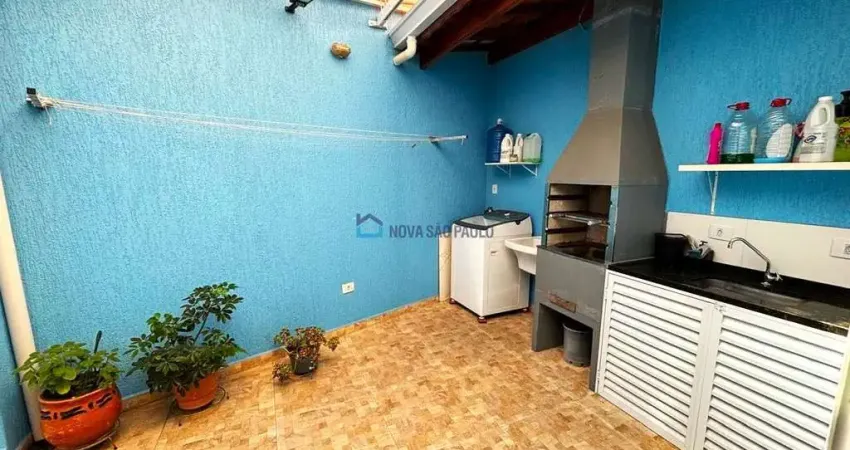 Casa com 3 quartos à venda na Rua Maria Celina, --, Vila Gumercindo, São Paulo