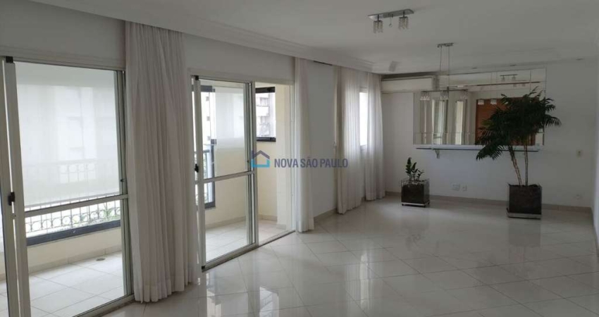 Apartamento com 3 dormitórios à venda na Rua Lacedemônia
