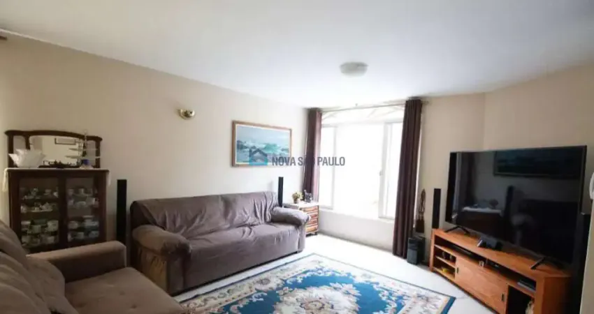 Casa com 3 quartos à venda na Rua Ângelo Mendes de Almeida, --, Parque Jabaquara, São Paulo