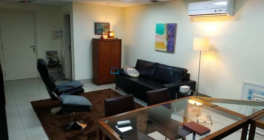 Sala comercial de 33m² mobiliada na Bela Vista