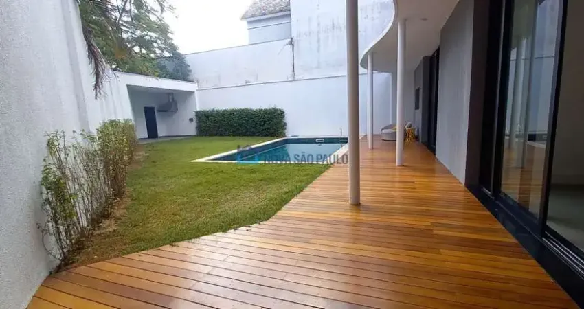 Localização privilegiada, bairro nobre, junto ao Pq. Ibirapuera